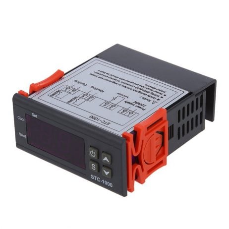 STC-1000 with adjustable range and relay output close-up SunRobotics